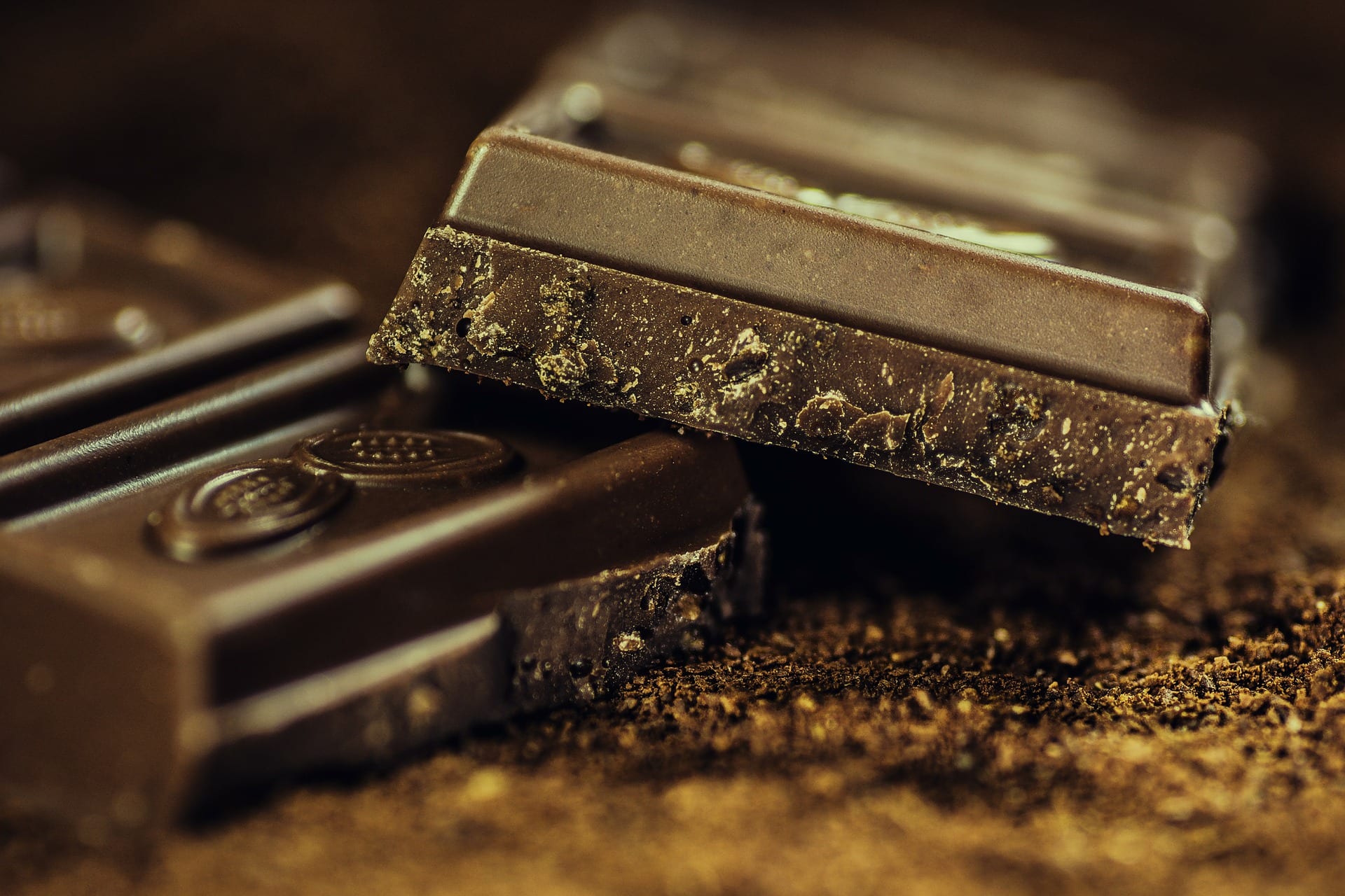 Eating dark chocolate may improve mood